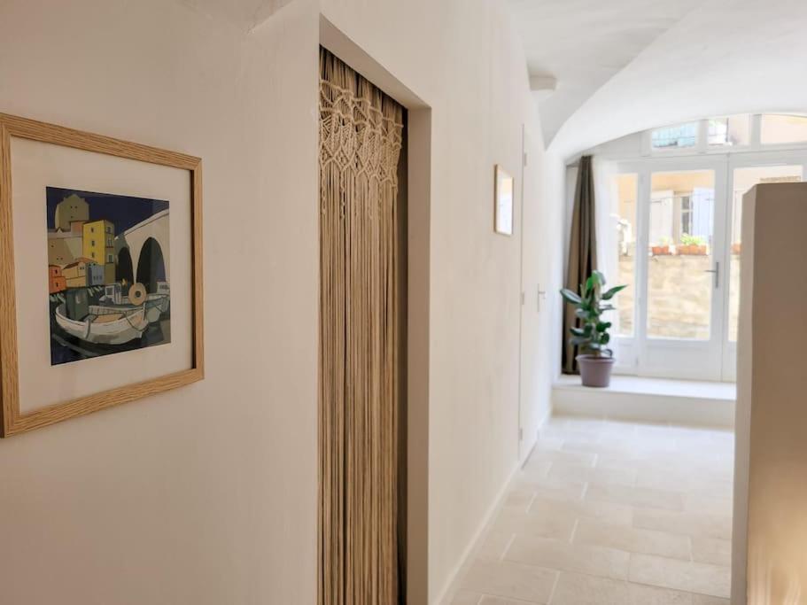 Studio Spacieux De Caractere Montaren-et-Saint-Mediers Ngoại thất bức ảnh